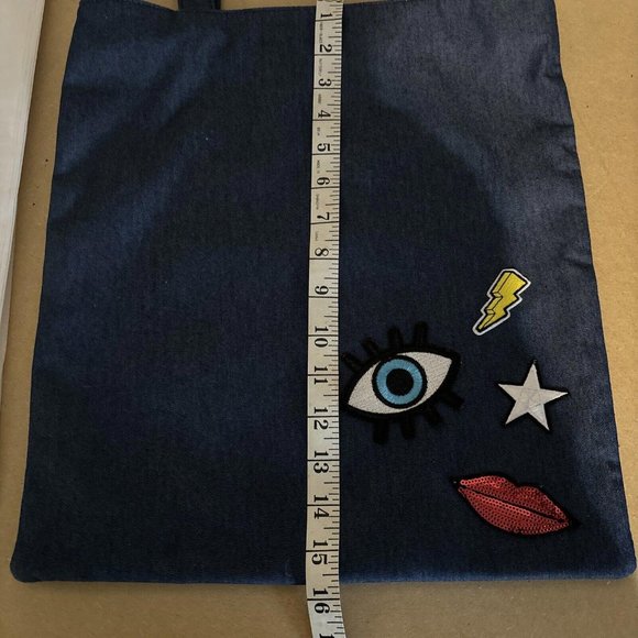Clarins Denim Tote Bag w/ Eye & Lip Decorations 14x15 With Handles. Great Bag - Picture 5 of 5